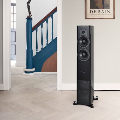 Dynaudio Contour 30i_Black_High_Gloss_02_2048x2048px
